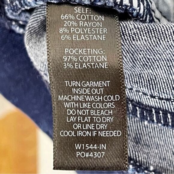 Betabrand Boot-Cut 4-Pocket Yoga Denim pants Dark Indigo Large - Picture 9 of 10